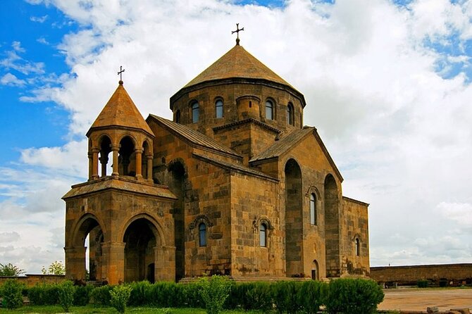 One-Day Private Trip to The Spiritual Capital Etchmiadzin - Local Cuisine and Dining Options