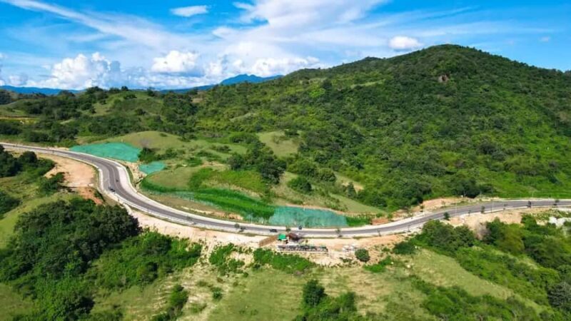 One-Day Rangko Cave, Batu Cermin, Sylvia Hill & GSpot - Batu Cermin: The Echoing Cave with a Light Show