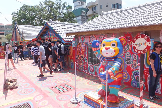 One-Day Taichung City Tour Package - Air-conditioned Vehicle
