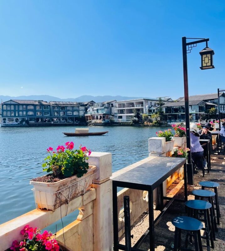 One-Day Tour Around Erhai Lake in Dali, Yunnan - What the private vehicle changes