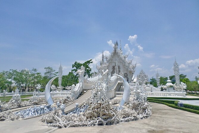 One Day Tour Chiang Rai(White Temple , Blue Temple, Black House) Private Tour - Highlights of the Tour Experience