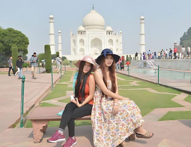 One Day Tour of Agra With Cab & Guide - Itinerary