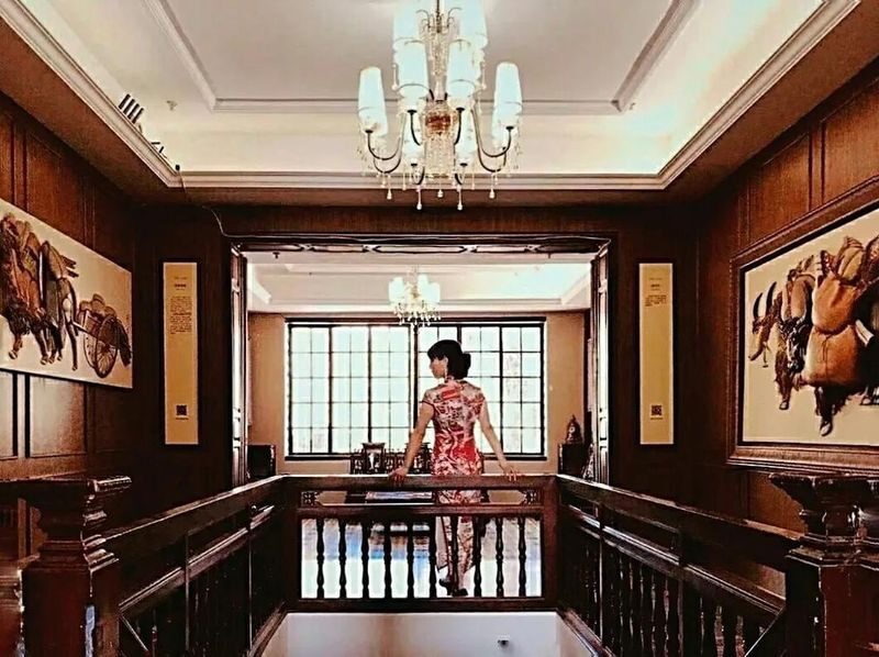 One-day tour of Gulangyu Island and Fanpo Mansion in Xiamen, Fujian - Lin Qiaozhi Memorial Hall brings a human story