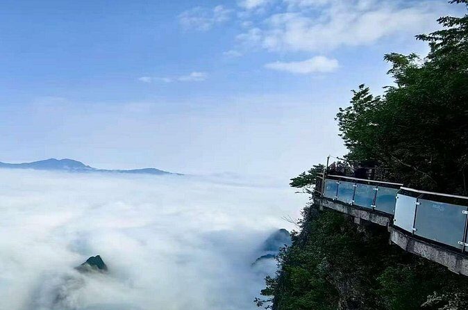 One Day Tour of Tianmen Mountain - Descending and Wrapping Up
