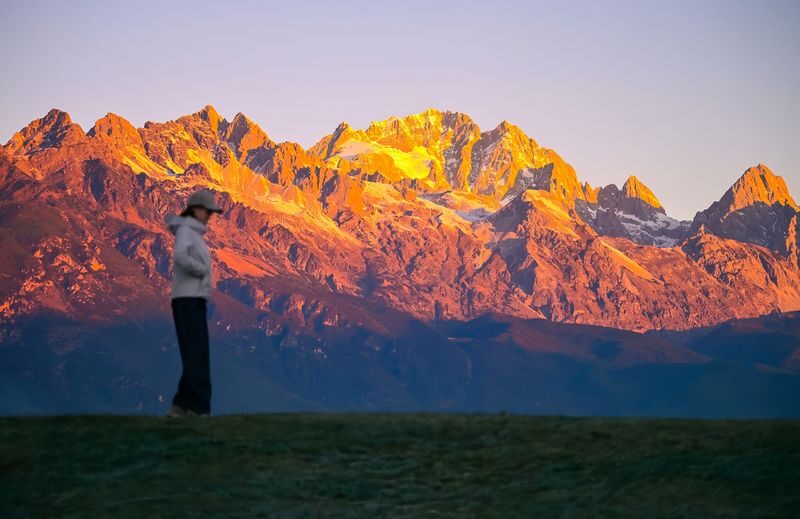 One-day tour to Jade Dragon Snow Mountain in Lijiang, Yunnan - Choosing your cableway on Jade Dragon Snow Mountain