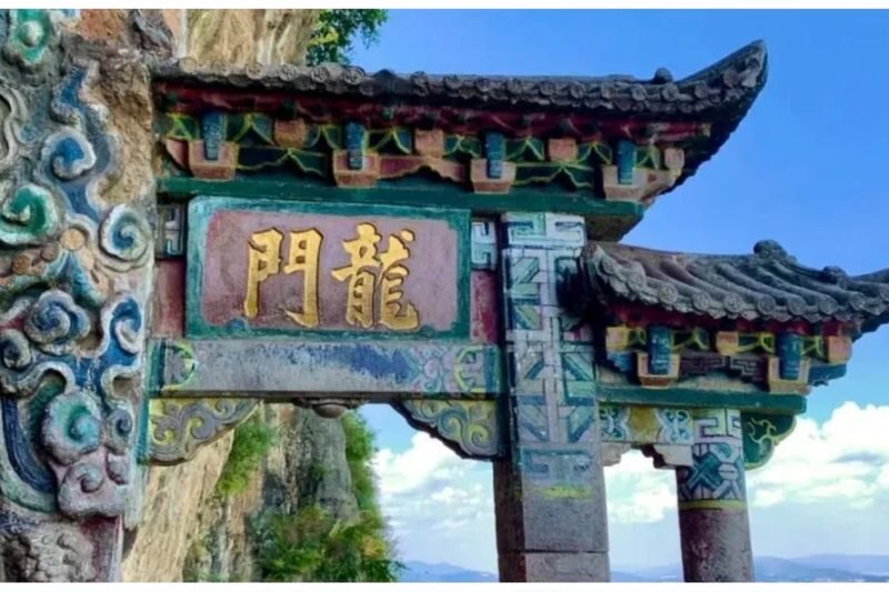 One-Day Tour to Kunming Western Hills and Yunnan Nationalities Village - Is $54.65 good value?