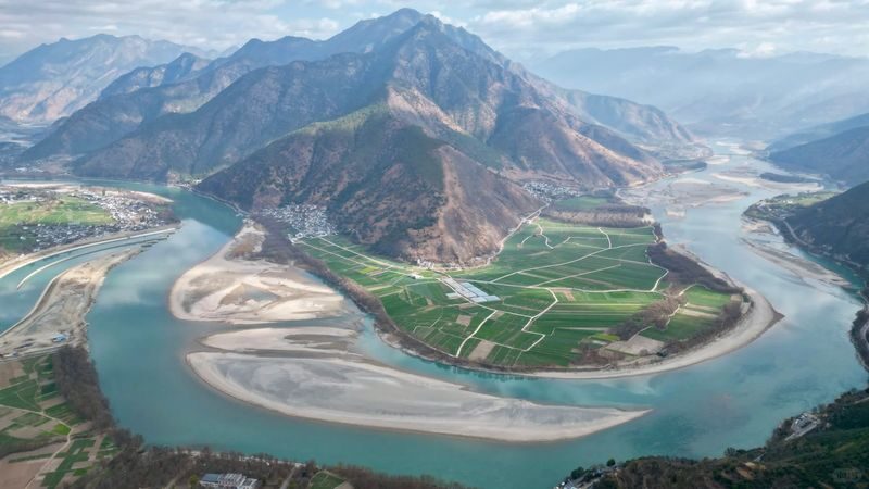 One-day tour to Tiger Leaping Gorge & Songzanlin Monastery in Shangri-La, Yunnan - Lunch, extra costs and the real value