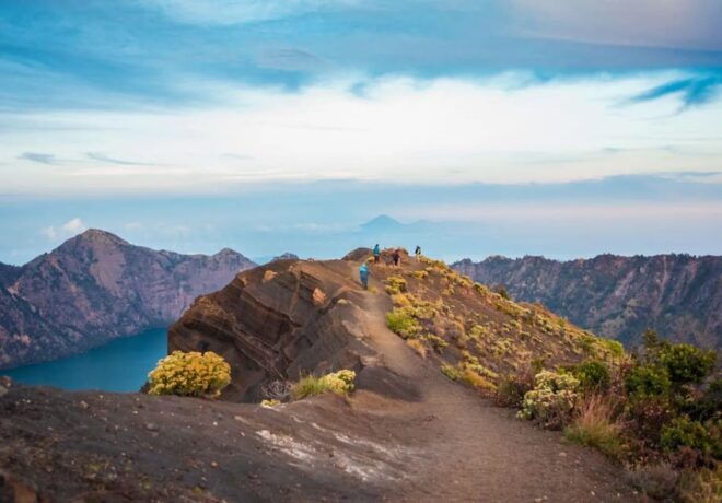 One Day Trekking Mount Rinjani With Beautiful Sunrise - Highlights of the Trek