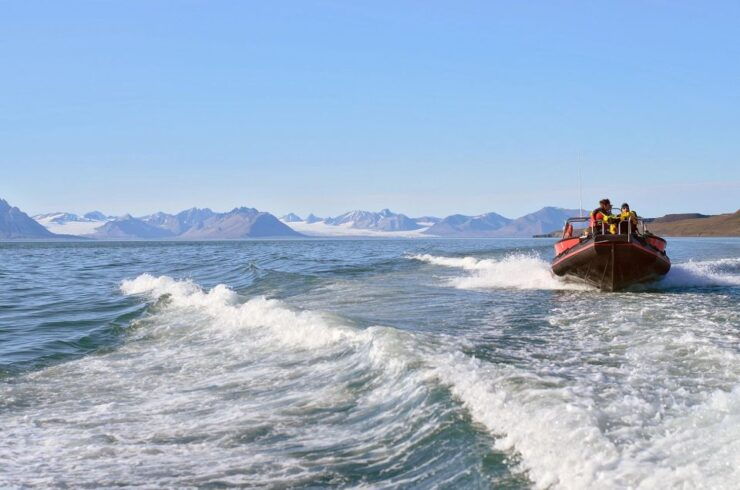 One-Day Trip to the Ghost Town of Pyramiden by Open Boat - Booking Details
