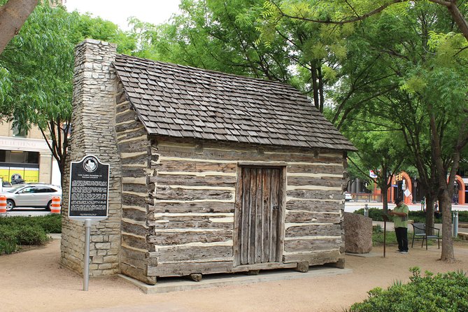 One-Hour John F Kennedy Assassination Walking Tour - Cancellation Policy