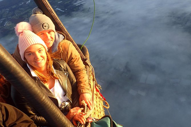 One-Hour Small-Group Hot Air Balloon Flight Over Geelong - Reviews and Questions