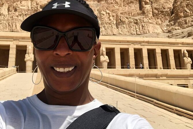 One Package Luxor Hot Air Balloon With Luxor Full Day Tour - Scenic Views From the Hot Air Balloon