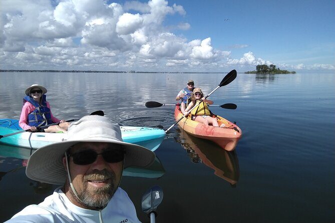 One Single Kayak Rental for 2 hours with Manatee & Dolphin sightings! - Who Will Love This Experience?