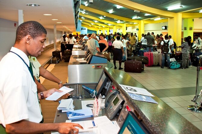 One Way Airport Transportation: Jamaica Hotels to MBJ Airport on Shuttle Bus - Pickup Locations and Drop-off Point