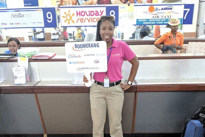 One Way Airport Transportation: MBJ Airport to Jamaica Hotels on Coach Bus - English-Speaking Drivers for Easy Communication