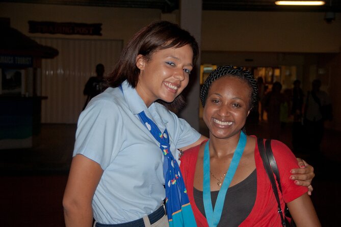 One Way Airport Transportation: MBJ Airport to Jamaica Hotels on Coach Bus - Convenient Drop-Off Points