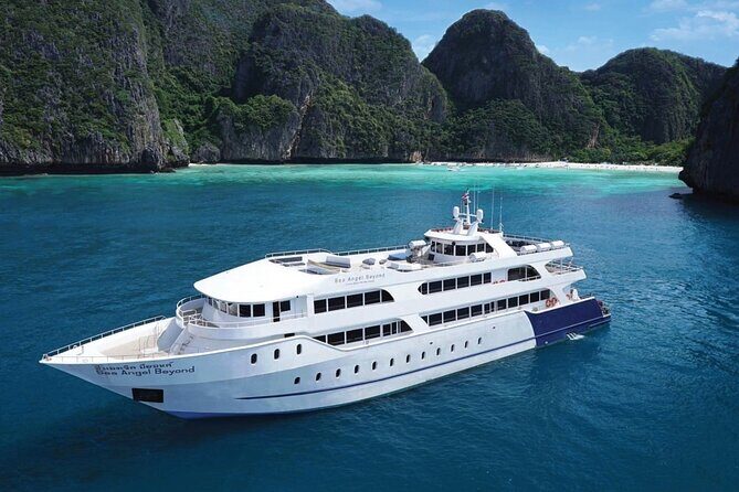 One Way Phi Phi Island Cruise with Gold Seats to/from Phuket - The Sum Up