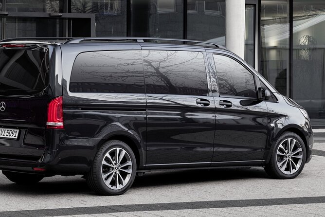 One Way Private Airport Transfer From Edinburgh Airport to Edinburgh Hotel - Overview and Benefits