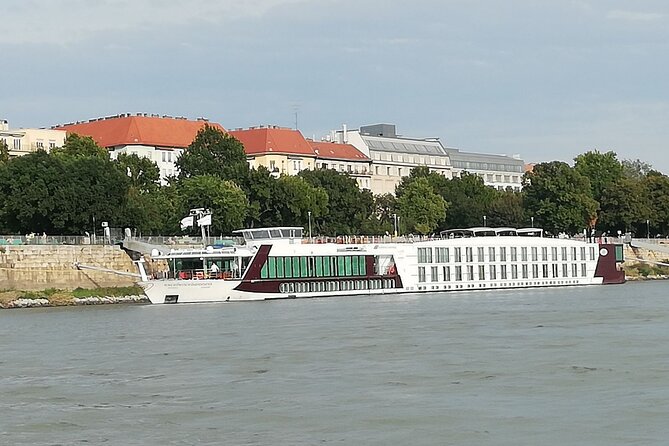 One Way Private Transfer From Budapest Hotels to Budapest Cruise Ports - Cancellation Policy