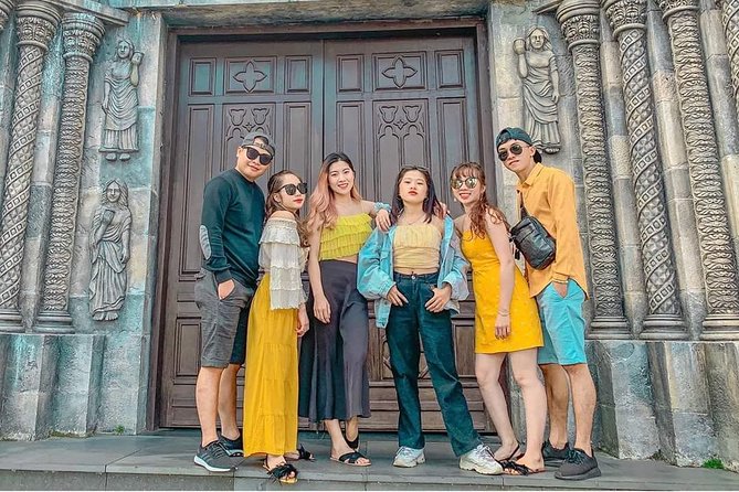 One-Way Transfer Between Ba Na Hills and Da Nang City or Hoi an - Meeting and Pickup