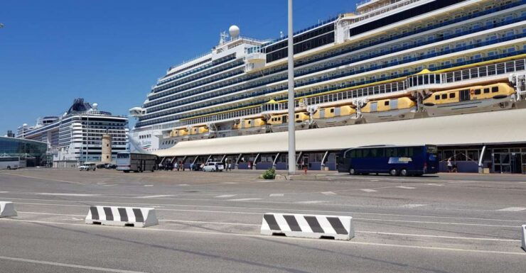 One-Way Transfer Between Rome and Civitavecchia - Activity Details