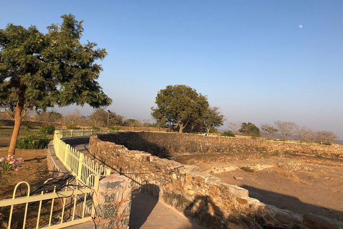 One Way Transfer From Bundi To Udaipur Drop With Optional Stop at Chittorgarh - Booking and Cancellation Policy