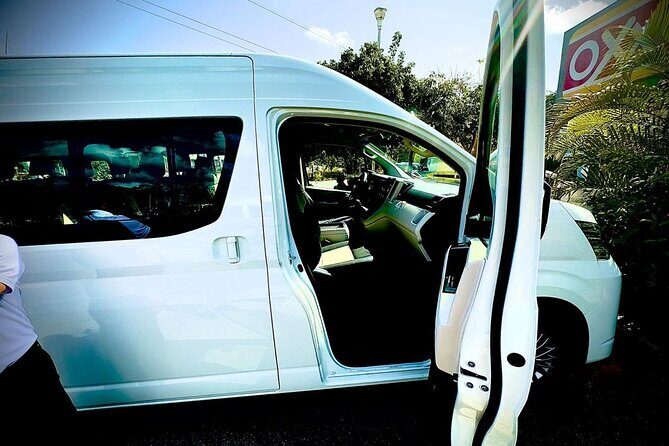 One Way Transfer From Cancun Airport to Hotels - The Realities of the Service: Insights from Reviews