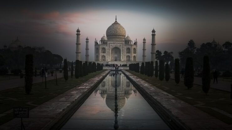 One Wonders of World Sunrise Day Trip to Agra From New Delhi - Itinerary