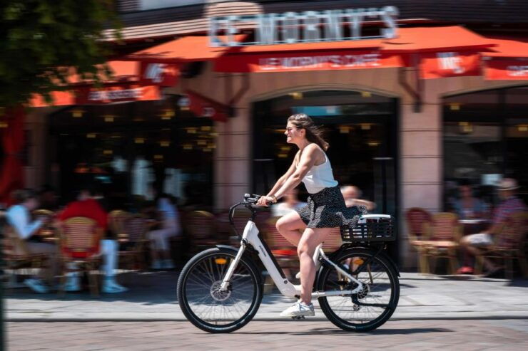 Onebike: Electric Bike Rental in the in the Heart the Paris - Booking Details