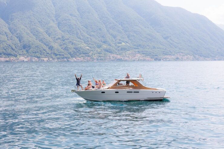 OnlyWood 4 Lake Como: Hidden Gems Wooden Boat Tour - Good To Know