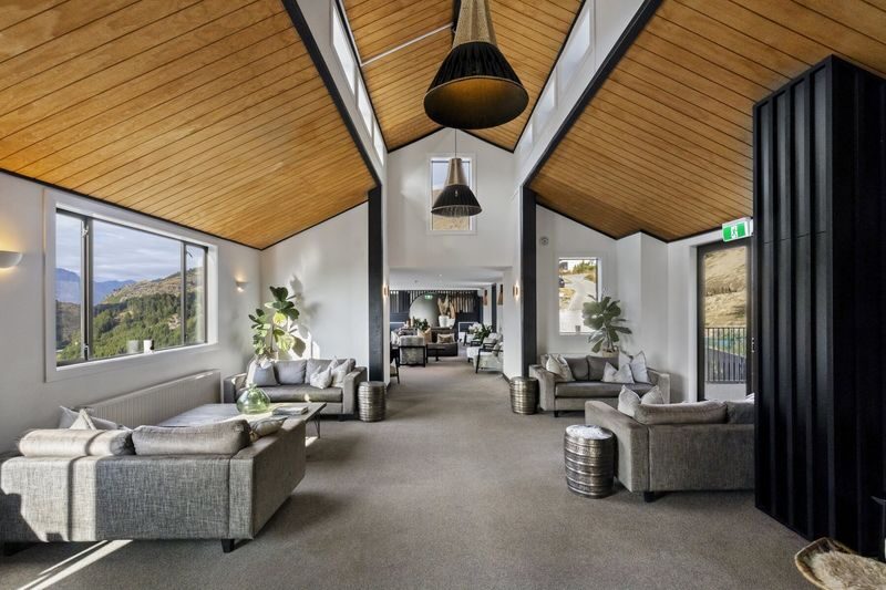 Onsen Hot Pools and Spa Experience in Queenstown - Getting there and making the booking work