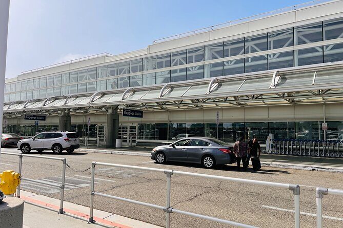 ONT Airport Pick up and Drop from to Hotels inside Ontario area - Good To Know