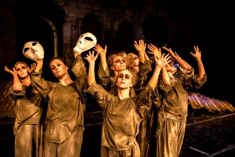 Open-Air Theatre Performance SIX WOMEN in Greek Tragedy - The Performance: What You Can Expect
