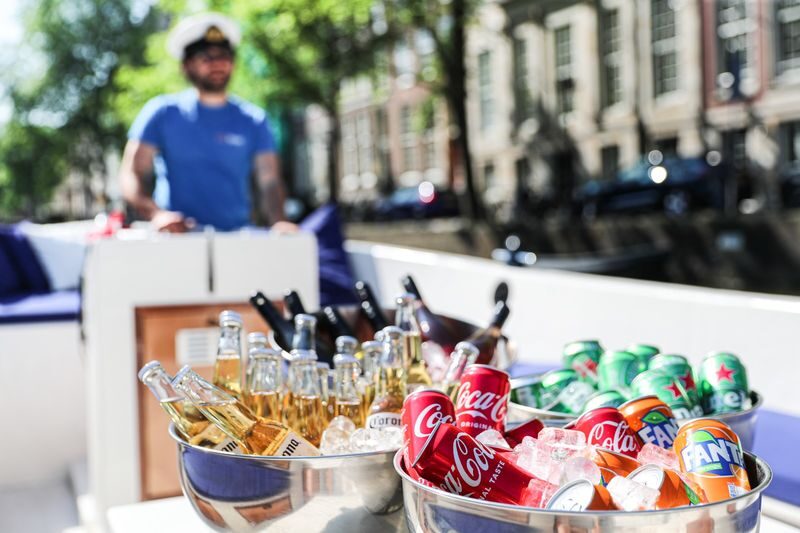 Open Boat Canal Cruise Tour in Amsterdam - What the fare buys, and where value depends