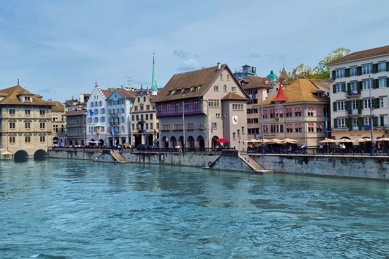 Open-Top Bus Sightseeing Tour in Zurich - Price, timing and reliability