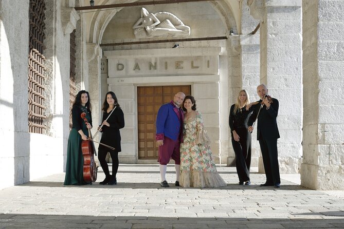 Opera Concert in San Marco Square by Collegium Ducale - Experience the Grand Council Hall