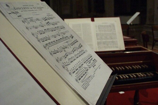 Opera Concert in San Marco Square by Collegium Ducale - Savor the Musical Mastery of Opera