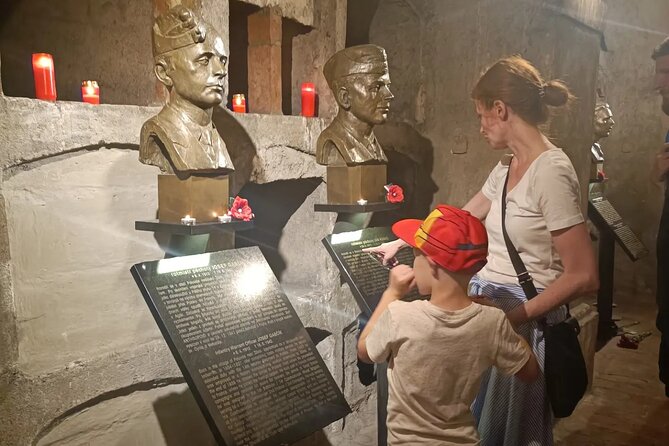 Operation Anthropoid 4hrs Off The Beaten Tracks - Meeting and Pickup Details