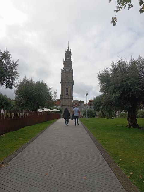 Oporto - Old Town Tour With Official Tour Guide - Participant Information