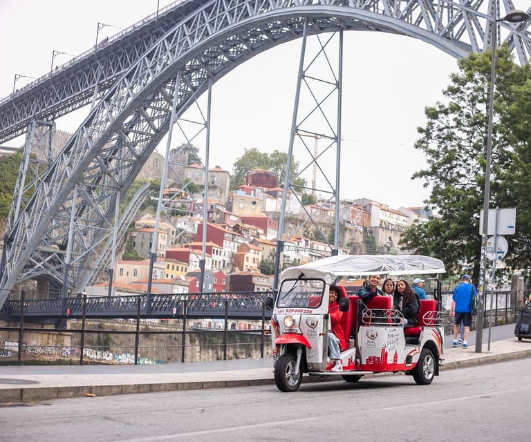 Oporto Tuk Tuk Tour: Among bridges and mysteries - 1.30h - Discover Porto’s Bridges in Style with the Oporto Tuk Tuk Tour