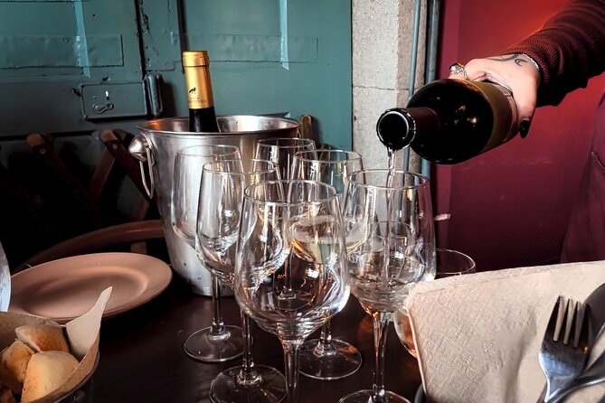 Oporto Wine Tour & One-Hour Fado Experience Small Group Tour - Directions to Meeting Point