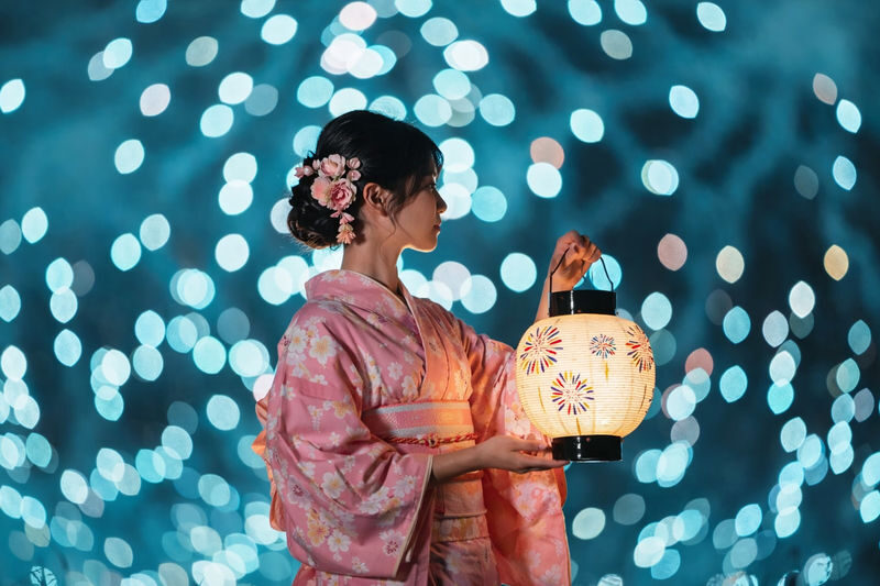 Optional Fireworks Cruise: Tokyo Atami Sea Fireworks Festival One-Day Tour: Kamakura Enoshima / Hakone Lake Ashi Classic Routes Optional (Departing from Tokyo / Chinese and English Services) - Two very different days lead to Atami