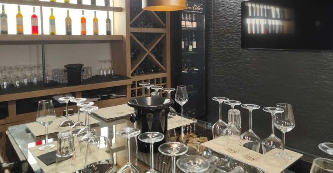 Orange, Organic, Natural & Biodynamic Wines Of Greece - Indigenous Grape Varieties