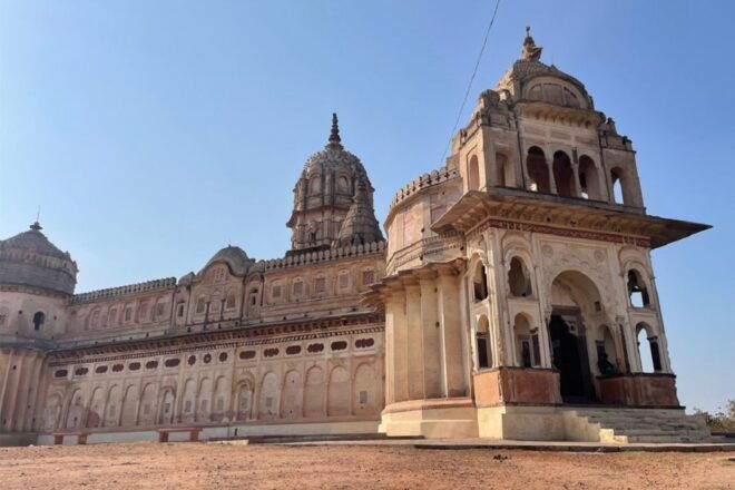 Orchha Half Day Tour With Transfer to Khajuraho - Meeting Point