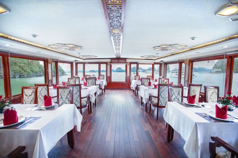 Oriental Sails 2D1N Cruise: Ha Long Bay, Sung Sot, Ti Top - Day two: early water time and the return to port