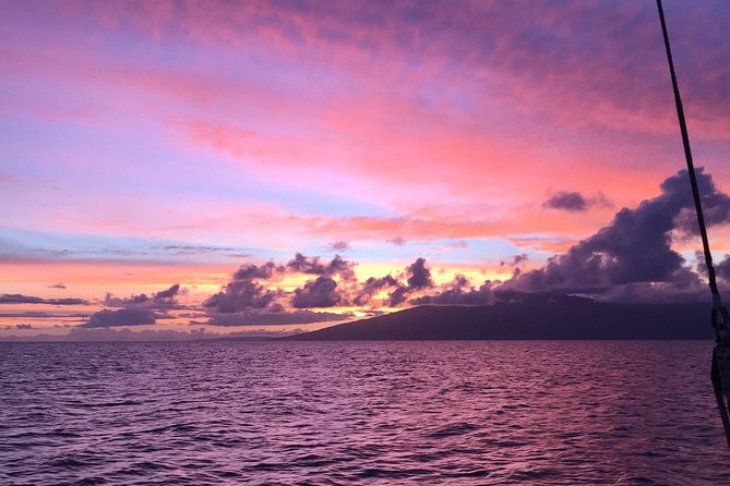 Original Sunset Cruise With Open Bar From Ka'Anapali Beach - Cruise Experience