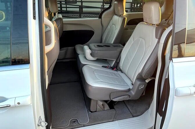 Orlando Car Rental Flexible Private Vehicle for Your Trip - Meeting Points and Additional Info