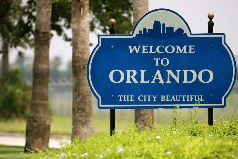 Orlando Highlights & Hidden Gems Sightseeing Tour - Winter Park by boat, then Park Avenue on foot