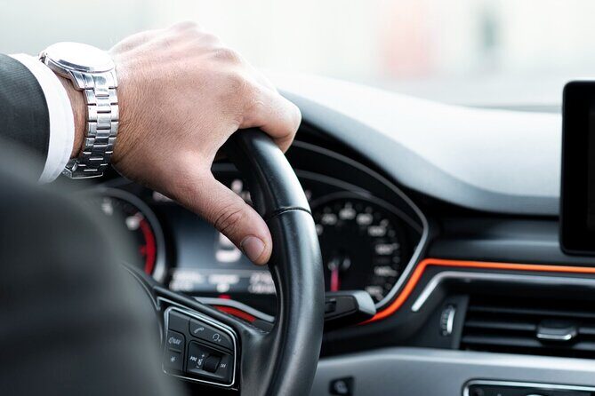 Orlando MCO To or From Convention Center Mercedes Sprinter 14 PAX - Introduction