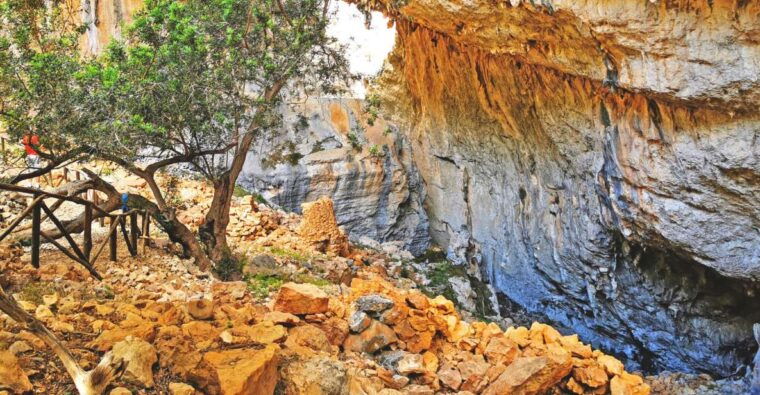 Orosei-Dorgali-Oliena: Hike to the Nuragic Village of Tiscali - Scenic Highlights of the Trek